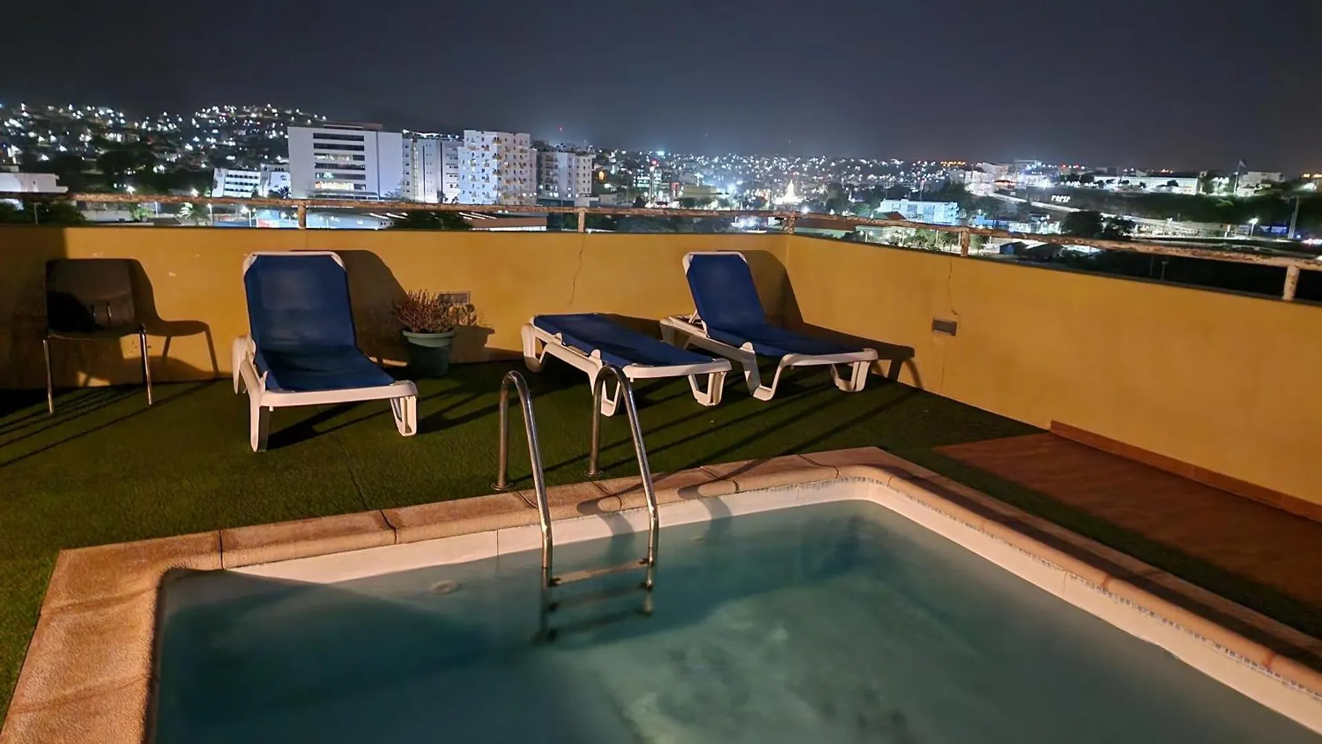 Casa De Ferias Com 2 Quartos Ou Aluguer Diaria Praia Cape Verde