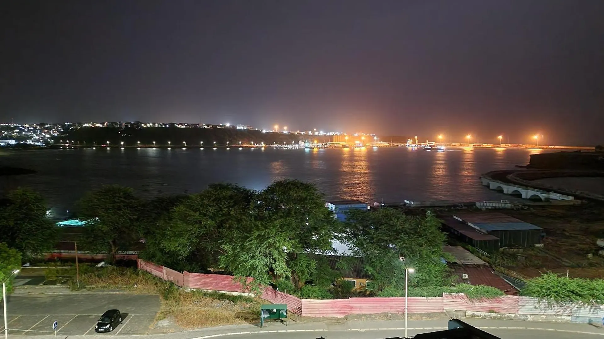 Casa De Ferias Com 2 Quartos Ou Aluguer Diaria Praia 0*,  Cape Verde