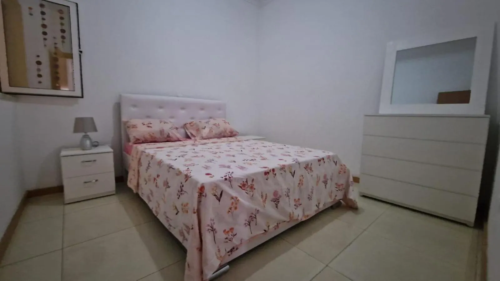 Casa De Ferias Com 2 Quartos Ou Aluguer Diaria Praia Apartment
